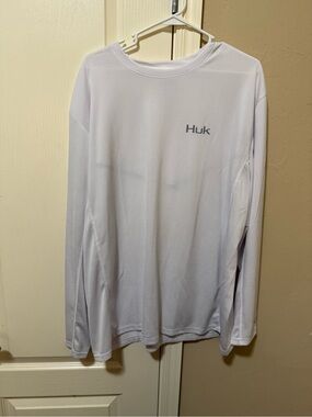 Huk White Long-Sleeve Performance Tee